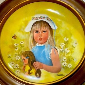 VINTAGE LITTLE WOMEN  PLATE LORRAINE TRESTER  SING A SONG OF SPRING 1976